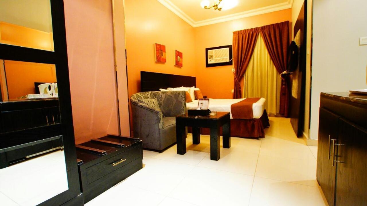 Al Muhaidib Hotel Rijad Zewnętrze zdjęcie